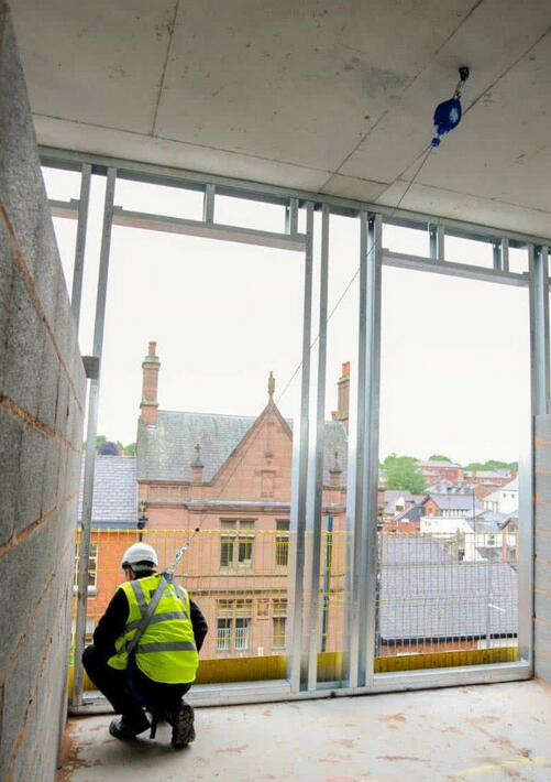 裝修作業(yè)德國(guó)伊卡防墜器的應(yīng)用